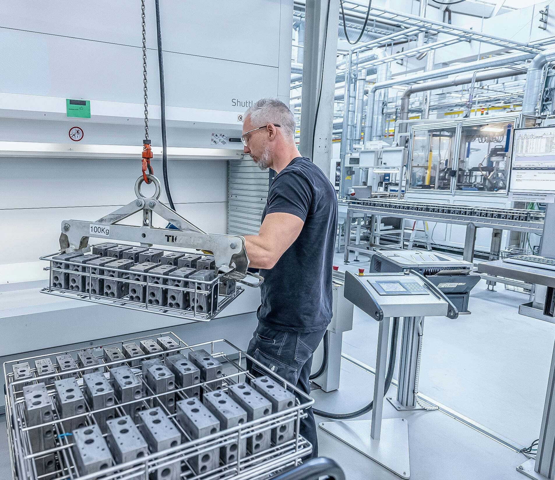 Kardex_img-customer_Danfoss_01-1