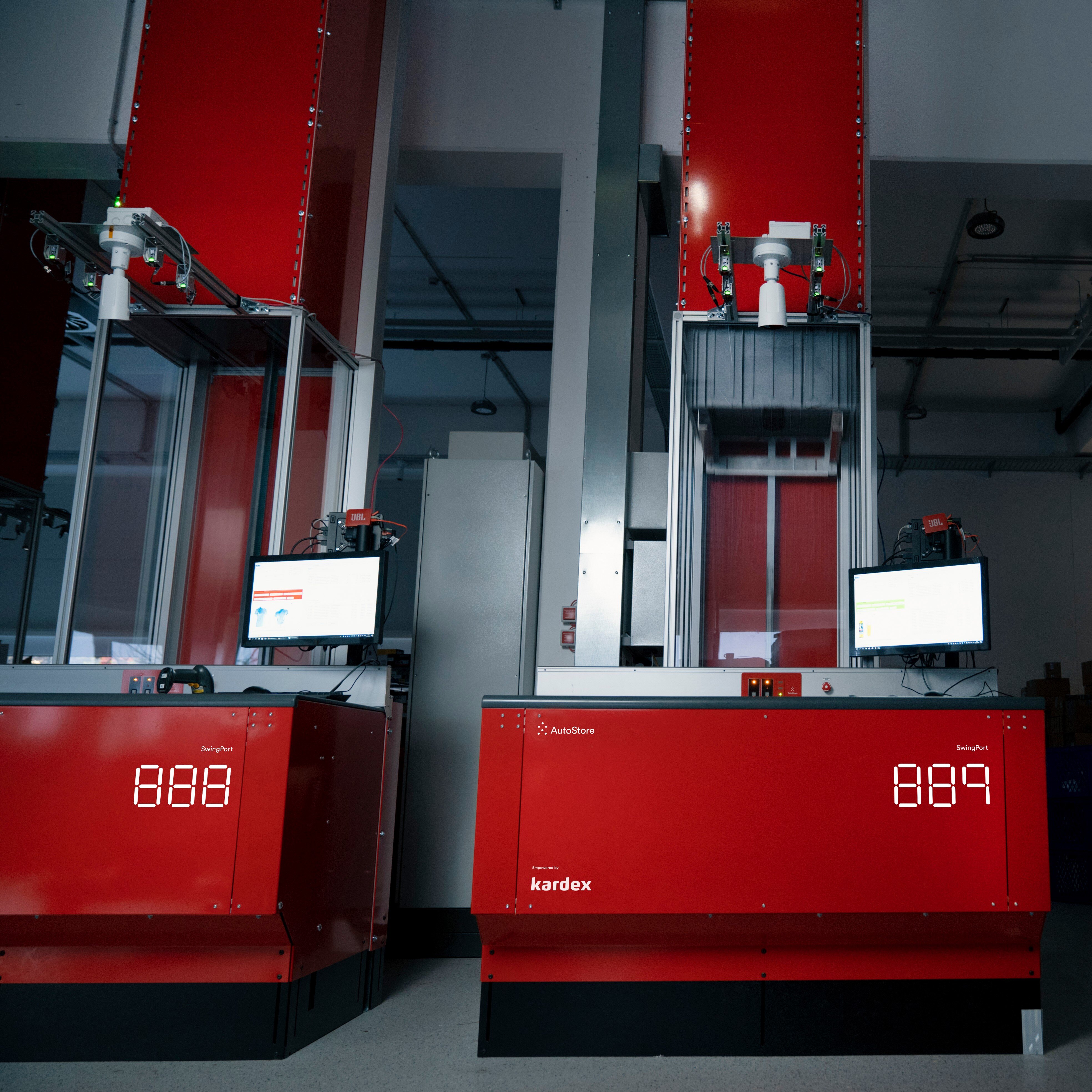 Kardex_AutoStore_Swingport square